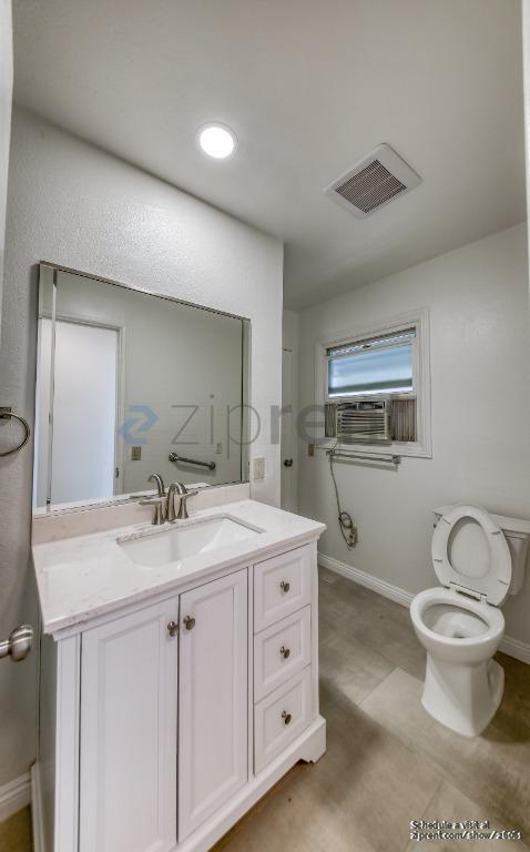Building Photo - 12102 Brookhaven Park