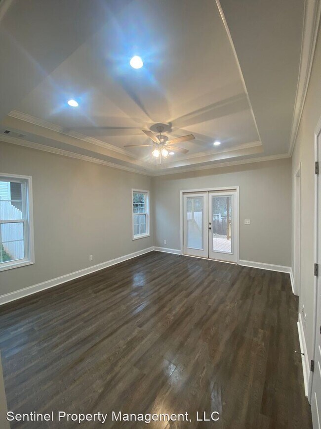 Building Photo - 3 br, 2 bath House - 211 Lasso Drive
