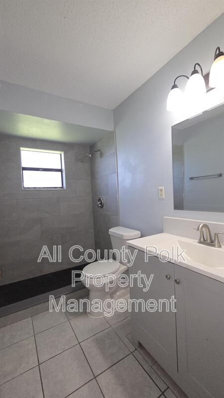 Building Photo - 1344 Reynolds Rd