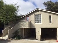 Building Photo - 673 Santa Rosa St