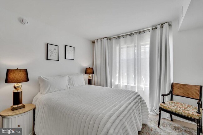 Building Photo - 3401 38th St NW