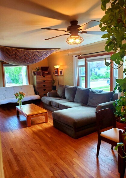 Building Photo - 3757 S. Acoma St.