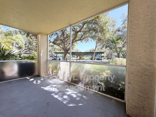 Building Photo - 12560 Equestrian Cir