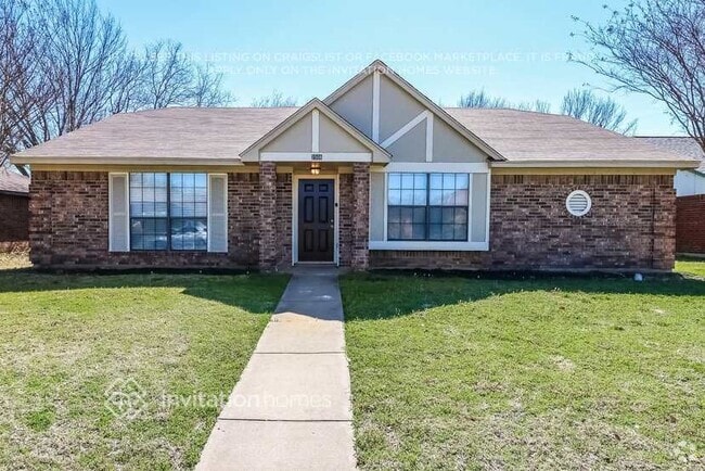 Building Photo - 2506 Neal Dr