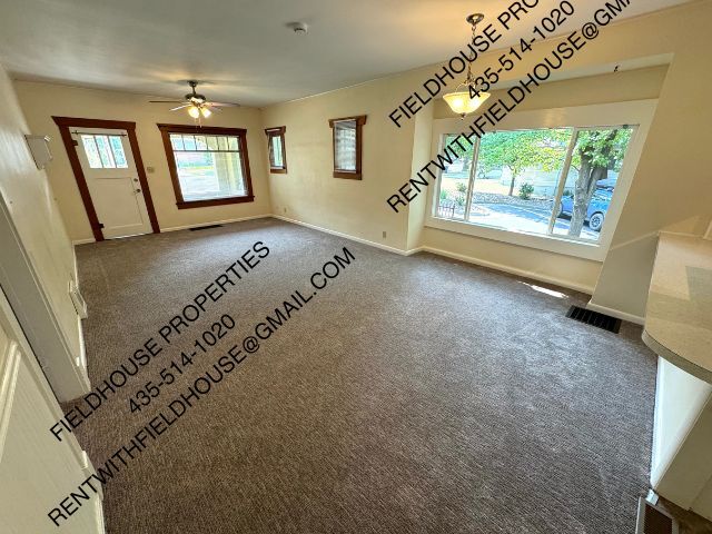 Building Photo - 357 N 200 E