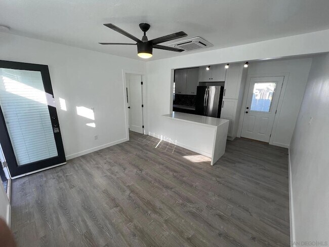 Building Photo - 2019 Reed Ave