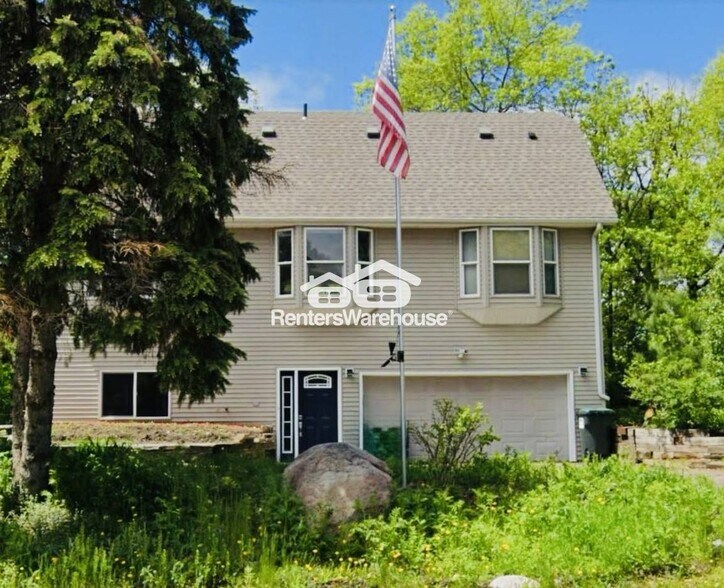 Primary Photo - 3566 Granada Ave N