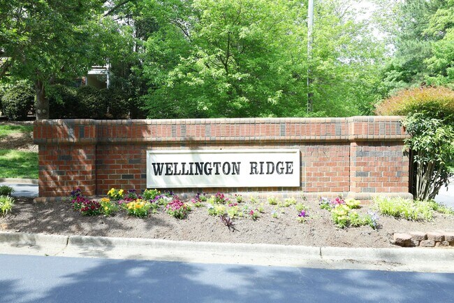 Building Photo - Now Available in Cary! Cozy 2-Bedroom Condo with Fireplace, Pool Access & Covered Porch!