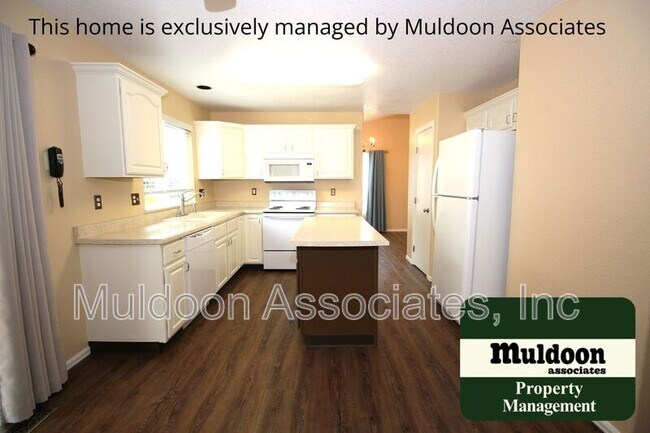 Building Photo - 2651 Haystack Dr
