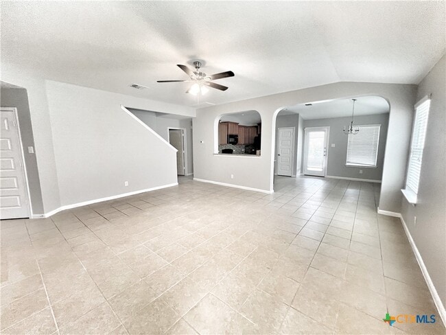 Building Photo - 761 Wolfeton Way