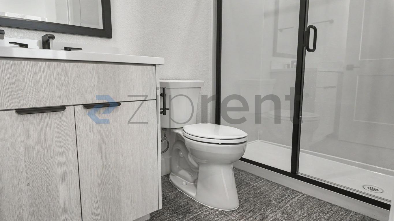 Building Photo - Unit