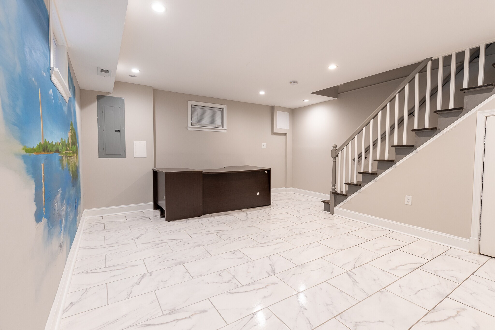 Basement Flex Space - 3922 E Capitol St NE