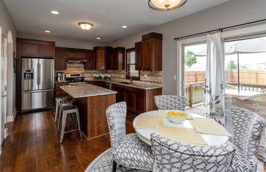 Building Photo - 239 S 87th St