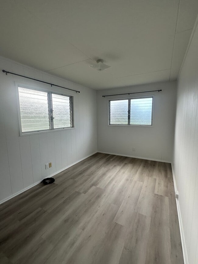 Building Photo - 3313 Manoa Rd
