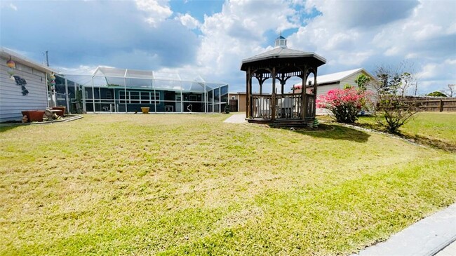 Building Photo - 631 Palmetto Dr