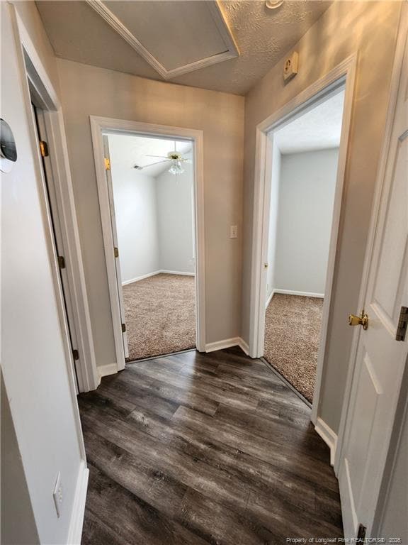 Building Photo - 1549 Laurel Oak Dr