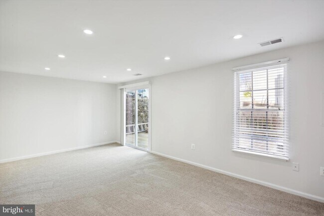 Building Photo - 13029 Cherry Bend Terrace