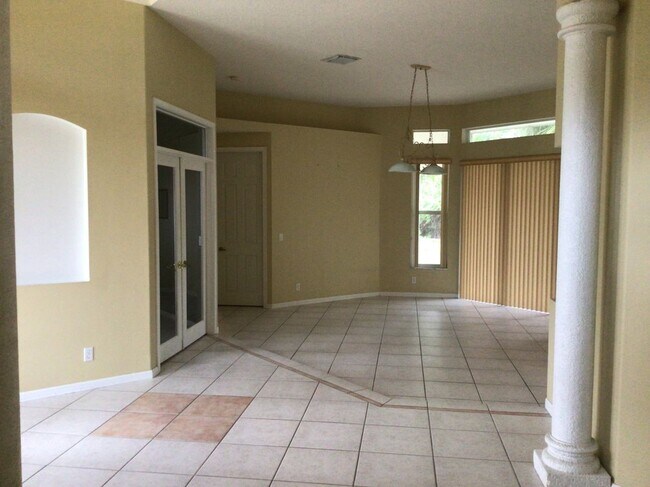 Building Photo - 14869 71st Pl N
