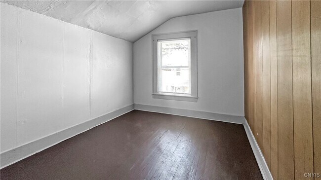 Building Photo - 809 Hamilton St