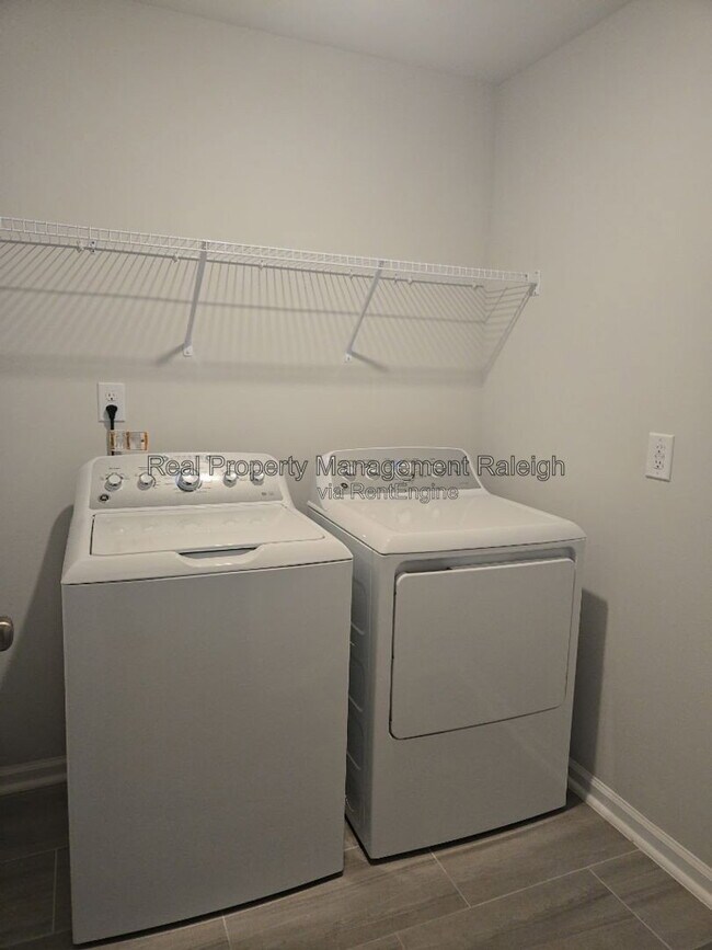 Building Photo - 1029 Aberleigh Ln