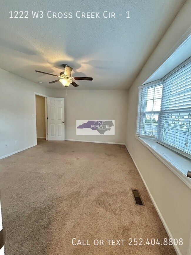 Building Photo - 1222-12W3 Cross Creek Cir