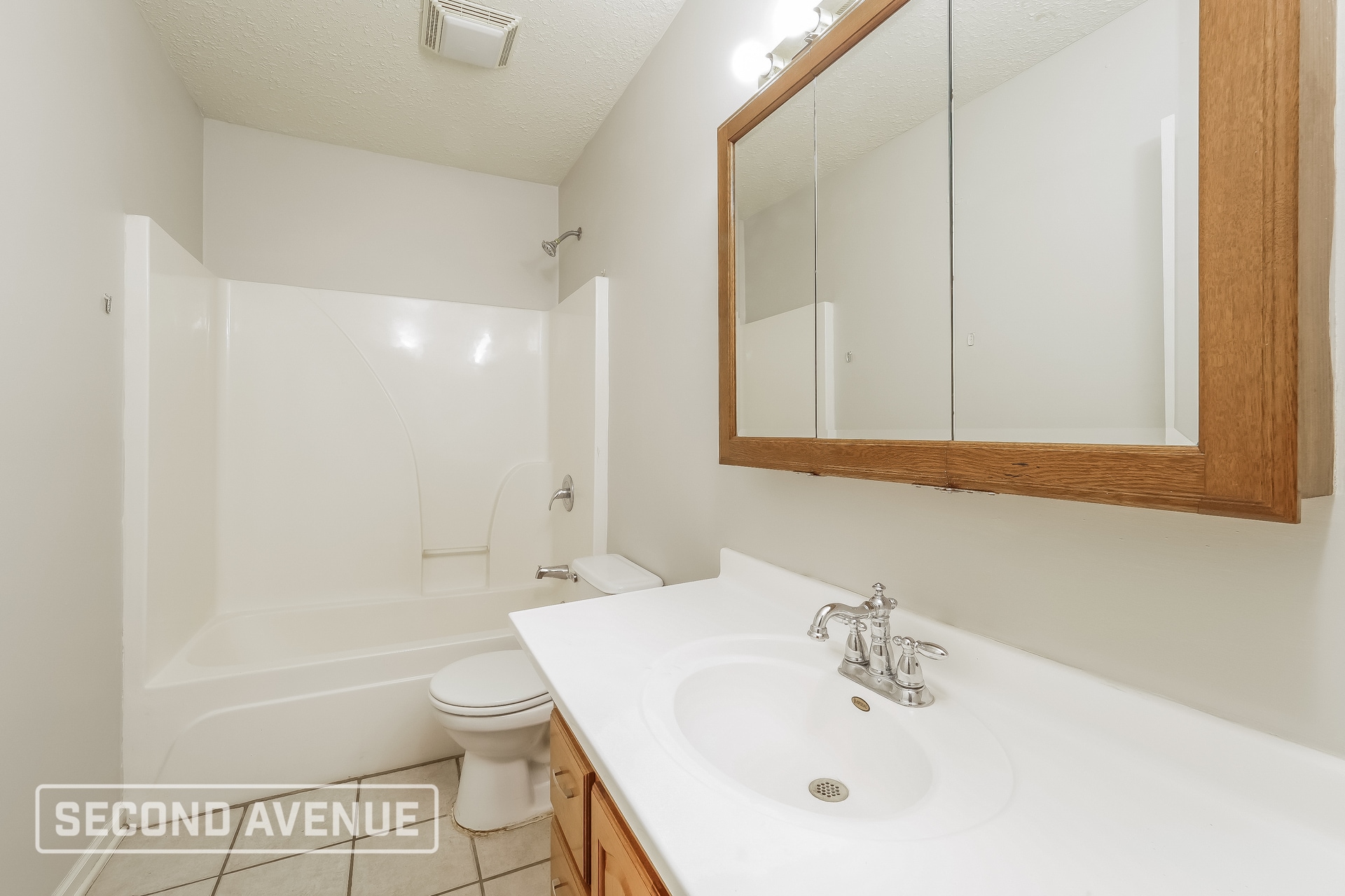 Building Photo - 2833 Kensington Ave