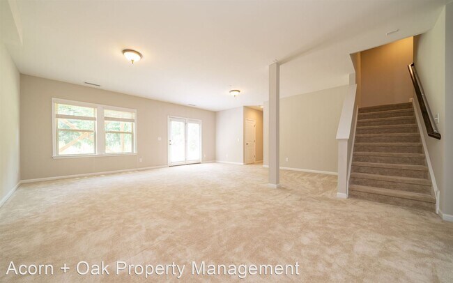 Building Photo - 6 br, 4.5 bath House - 358 Botan Way