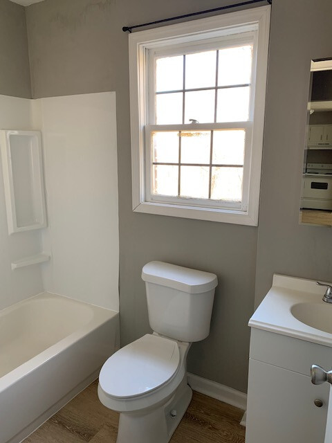 Building Photo - Cedar Trace Apartment Homes