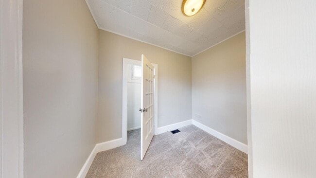 Building Photo - Brooklyn Centre Area - 3 Bedroom - Single ...