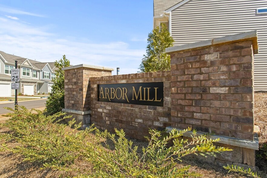 Primary Photo - Arbor Mill Townhomes