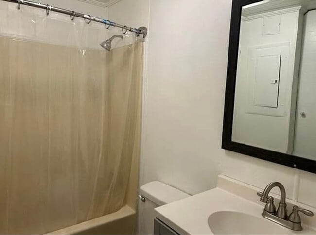 Building Photo - 2333 Dorminey St