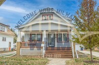 Building Photo - Apply Now! Spacious Single Family Home in ...