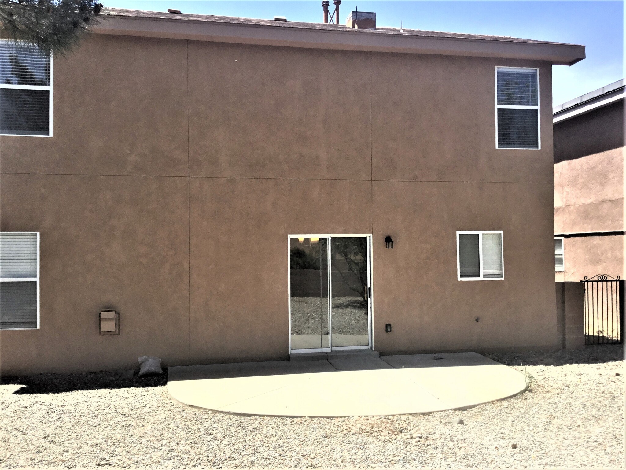 Building Photo - 10244 Shawna St NW