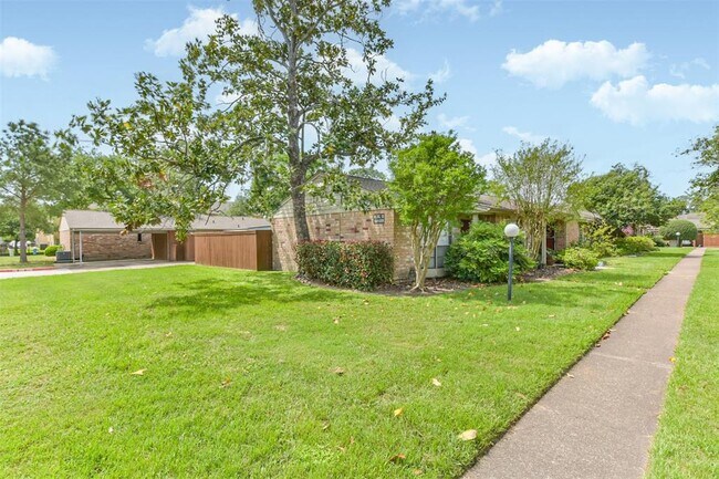 Building Photo - 8801 Hammerly Blvd