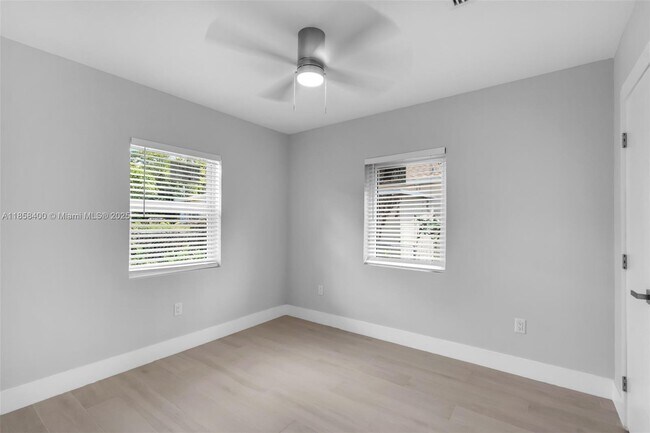 Building Photo - 351 NE 82nd St