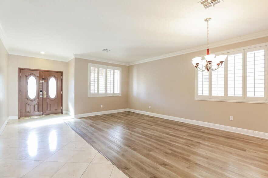 Building Photo - 6558 Candy Apple Cir