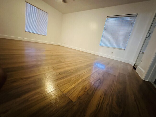 Building Photo - 1115 Green Pine Blvd