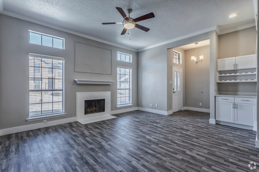 Interior Photo - Shiloh Park