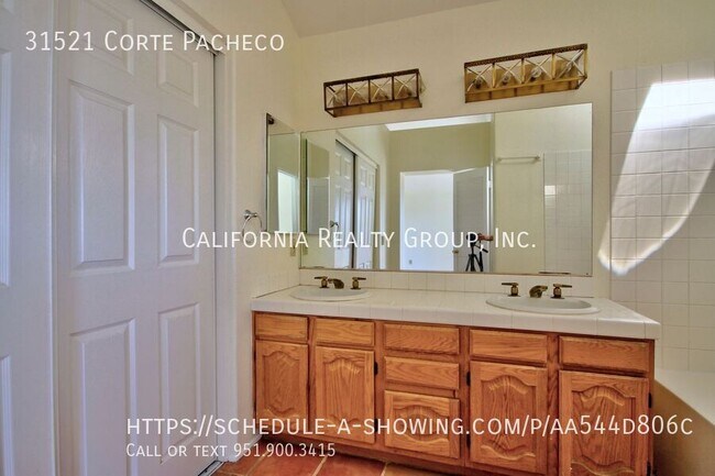 Building Photo - 31521 Corte Pacheco