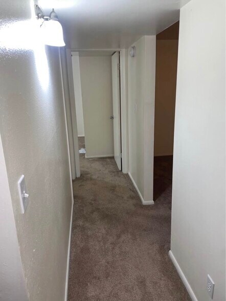 Building Photo - 1637 Avalon Rd