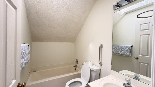 Building Photo - 118 Sunfish Dr