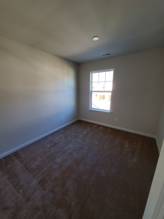 Building Photo - 7421 Sienna Heights Pl