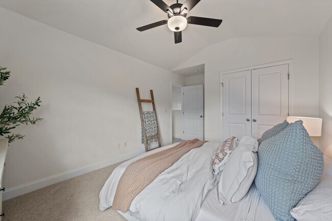 Building Photo - 301 Gander Ct