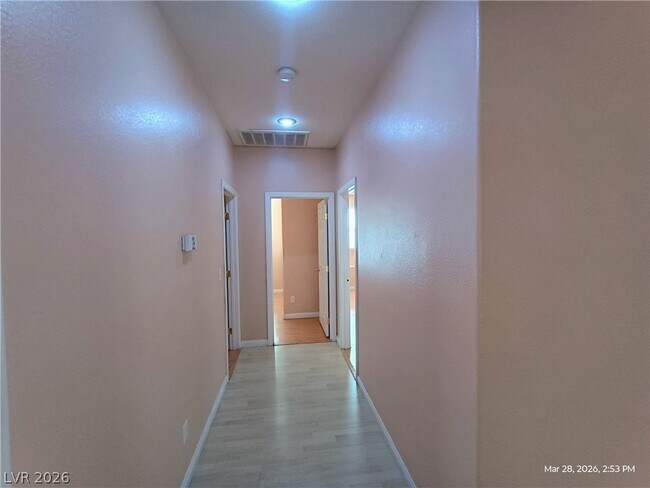 Building Photo - 2695 Rimpacific Cir