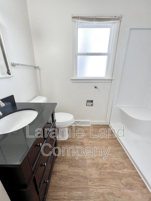 Building Photo - 1425 Fetterman Dr