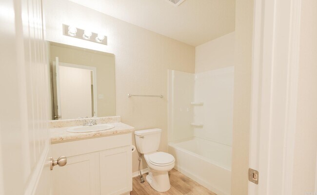 Building Photo - 44 Dunnaway Dr