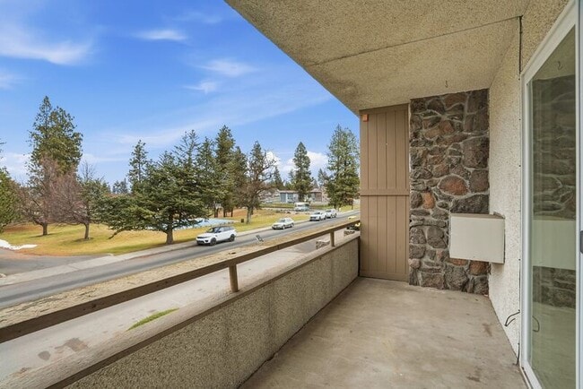 Building Photo - 3106 E 27th Ave