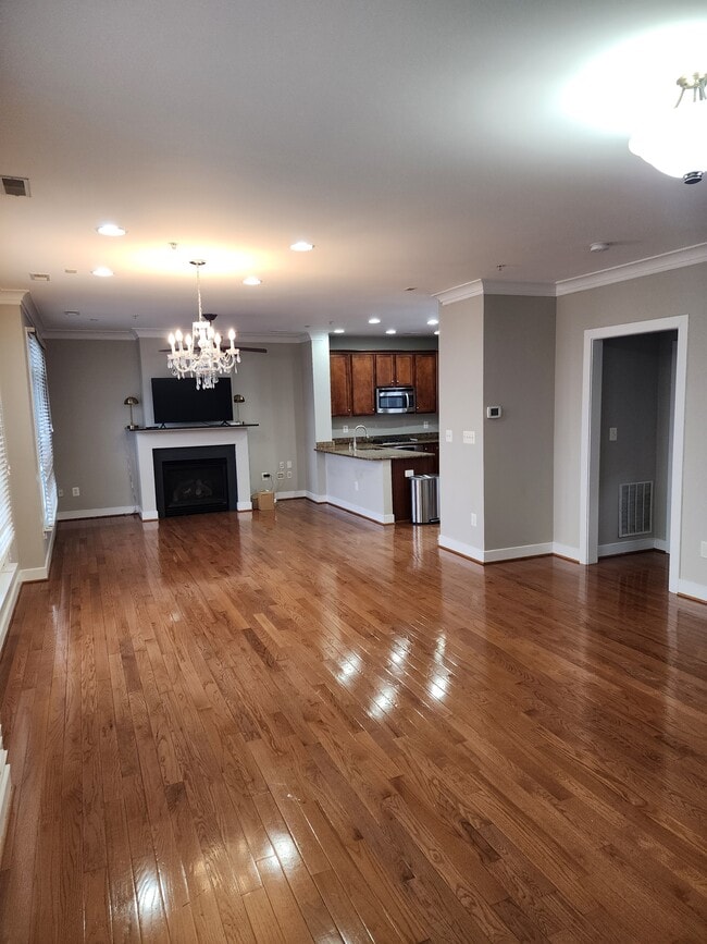 Building Photo - 5606 Baltimore Ave