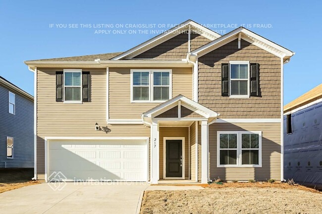 Building Photo - 217 White Flds Ave