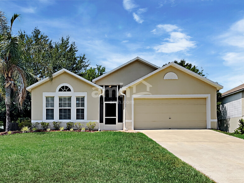 Primary Photo - 4045 Half Moon Cir